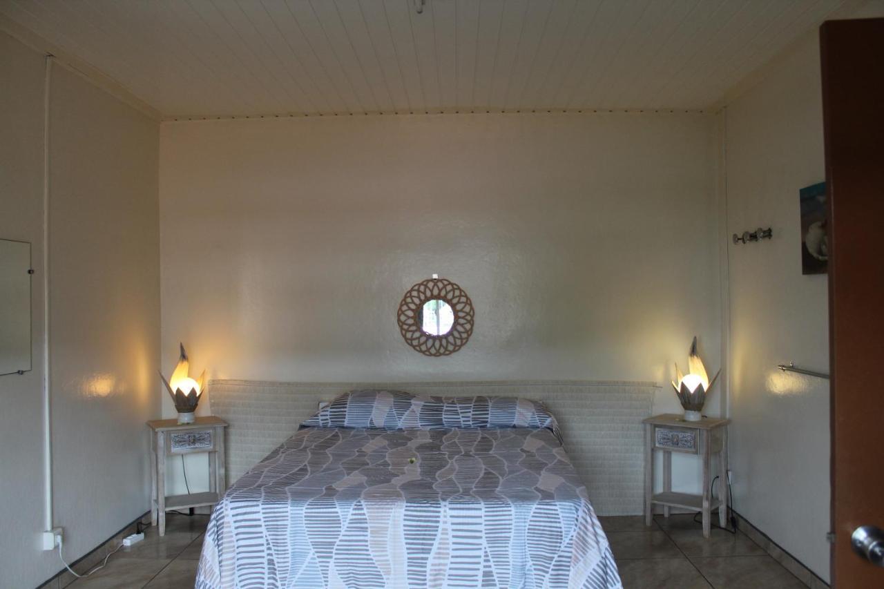 Hime Lodge Папеете Екстериор снимка