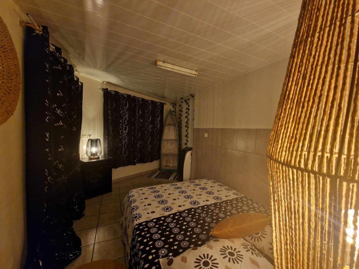 Hime Lodge Папеете Екстериор снимка